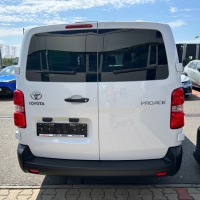 Toyota Proace L3H1, pro 9 osob, 103 Kw