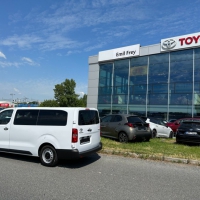 Toyota Proace L3H1, pro 9 osob, 103 Kw