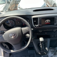 Toyota Proace L3H1, pro 9 osob, 103 Kw