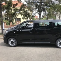 Peugeot Traveller L3H1 pro 9 osob, 88 kW